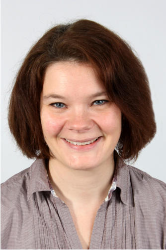 Jessica Steinbrink Staatl. geprüfte Physiotherapeutin Examinierte Gymnastiklehrerin/Sporttherapeutin DVGS Bobath Therapeutin Manual Therapeutin Lymphdrainage Therapeutin Mc Kenzie Therapeutin A/B Erwachsenen- und Kinderrückenschullehrerin KddR